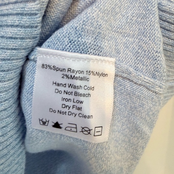 NILS Blue Quarter-Zip Ski Sweater with Snowflakes | NWT | Size L | Apres Ski - Picture 8 of 8